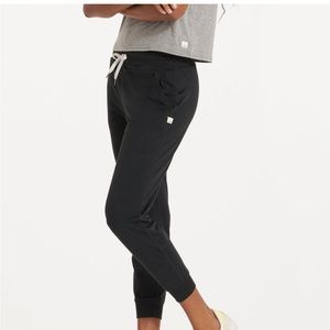 Vuori Performance DreamKnit™ Joggers